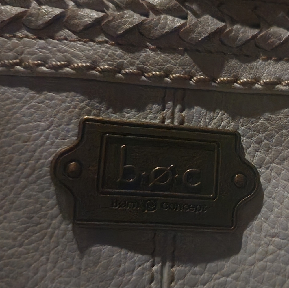 B. O. C Bag View 3